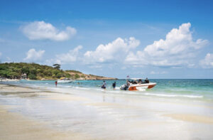 Beach in Pattaya , 90 mins from Bangkok